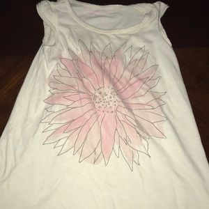 I am selling a Burt’s bees kids shirt (girls)